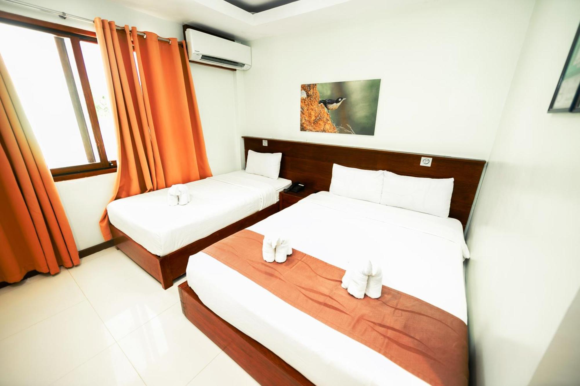 Marianne Hotel Puerto Princesa Esterno foto