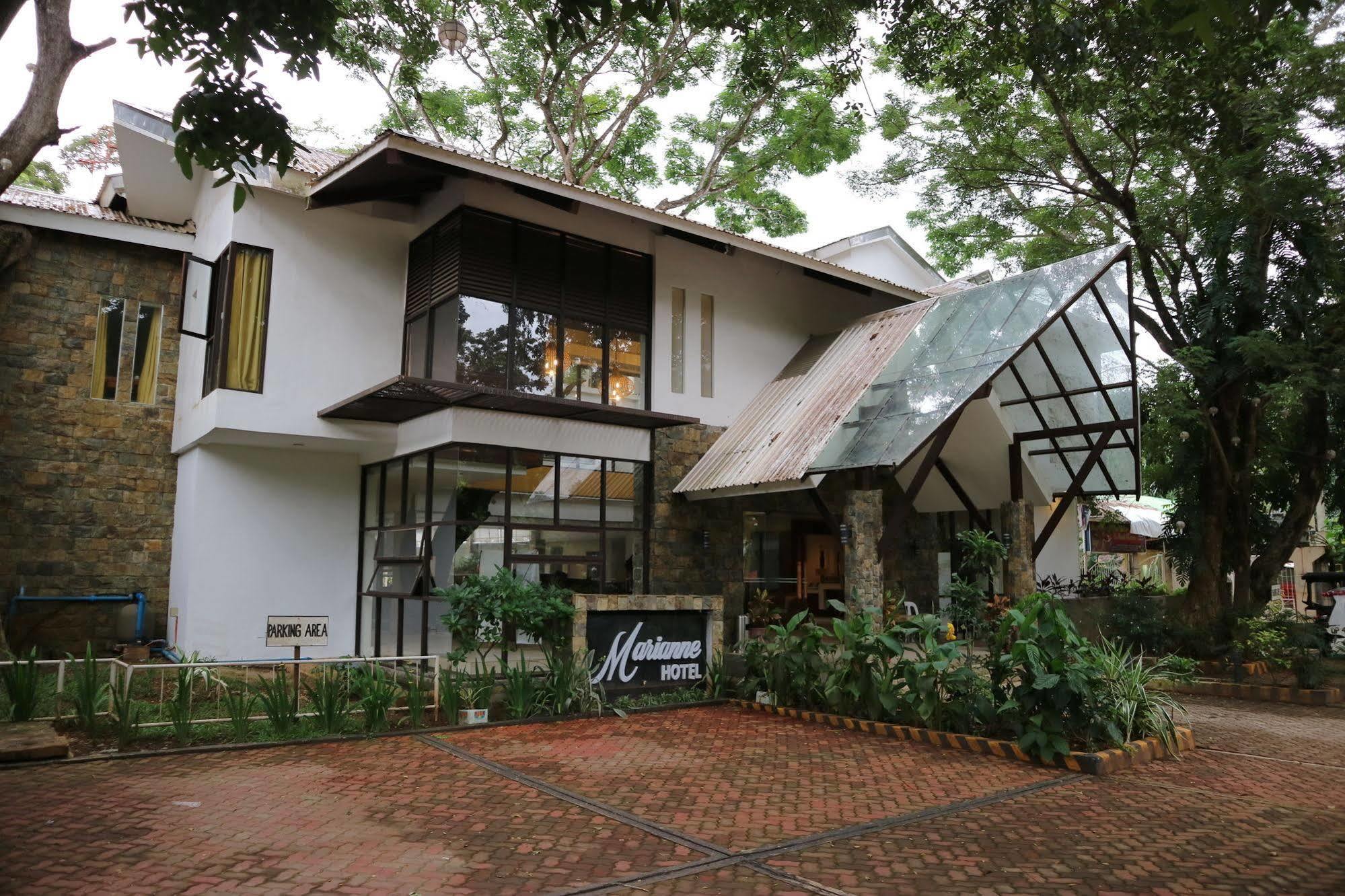 Marianne Hotel Puerto Princesa Esterno foto